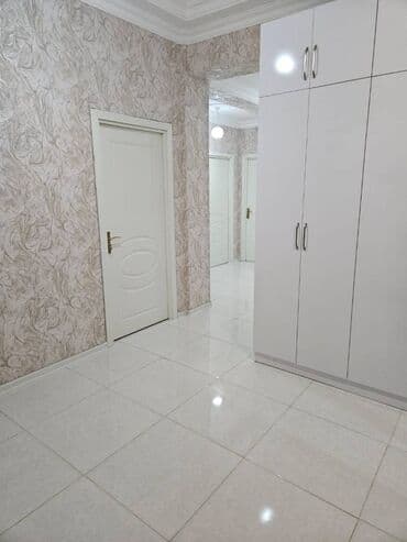 ilkin ödənişi 10000 olan evlər: 3 otaqlı, Yeni tikili, 109 kv. m — 4