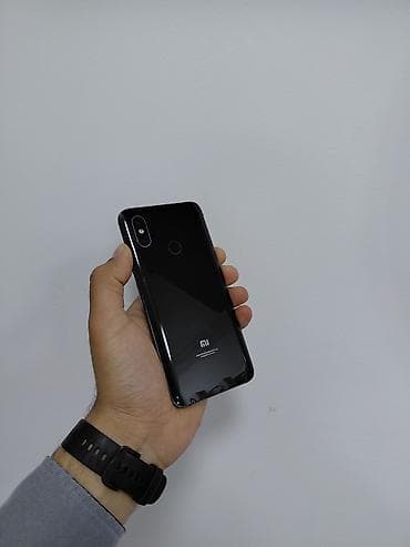 veb vatsap com: Xiaomi Mi 8, 64 GB, rəng - Qara, 
 Düyməli, Sensor, Barmaq izi — 1