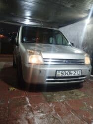 Ford Tourneo Connect: 1.7 l | 2007 il 280000 km Van/Minivan