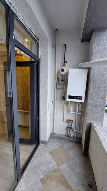 xızı kirayə ev: 20 yanvar metrosunun yaxınlığında naqliyet nazirliyine yaxin 17 — 10