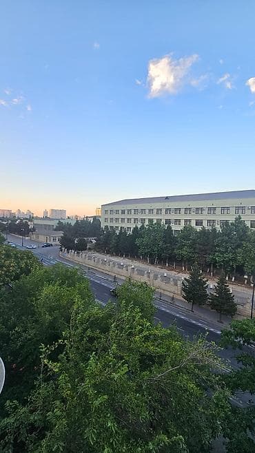 salyanda: Salyanski kazarmanın yanı. Şəfayət Mehdiyev küçəsində, 5/5, leninqrad — 8