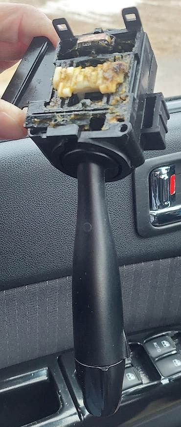 vaz matorları: Hyundai Getz suret qutusunun (karopkanın) Yağ datçiki 20azn Arxa — 10