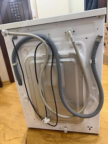 komputer windows 7: Paltaryuyan maşın LG, 5 kq, İşlənmiş, Avtomat, Qurutmasız — 3