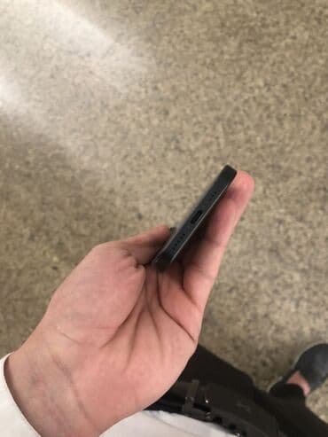 iphone 15 kreditle: IPhone 15, 128 GB, Qara, Face ID — 7