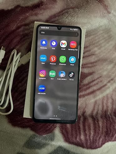 samsung a10s ekran: Samsung Galaxy A32, 128 GB, rəng - Qara, İki sim kartlı — 2