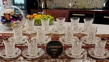 Orjinal TOM.12 neferlik stekan desti + 12 razetqa qabi yenidir.Cehiz