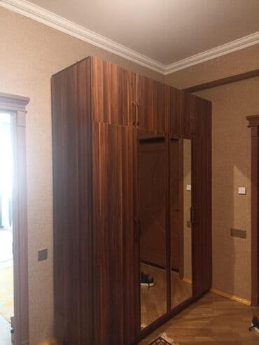 Açılan, Düz dolab, Qarderob, paltar dolabı