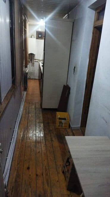 yeni emlak az sumqayit kiraye evler: Kirovda 5 mertebeli binanın 3-cu mərtəbəsində yerləşən ümumi sahəsi — 8