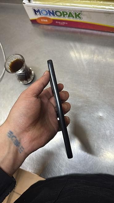 samsung note 1: Samsung Galaxy A32, rəng - Qara, Barmaq izi — 4