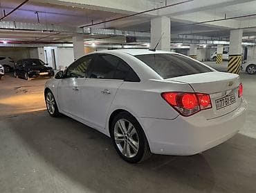 traktor satiram: Chevrolet Cruze: 1.4 l | 2012 il 240000 km Sedan — 6