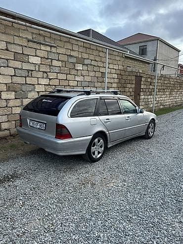 bmw 320d e90: Maşının xadavoyu ideal vəziyyətdədi. Kondisoneri peçi işləkdi. 16 lıq — 4