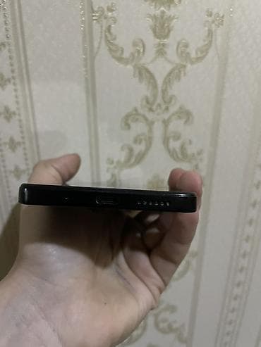 Видеоигры и приставки: Redmi 12, 256 ГБ, цвет - Черный, Отпечаток пальца, Face ID — 6