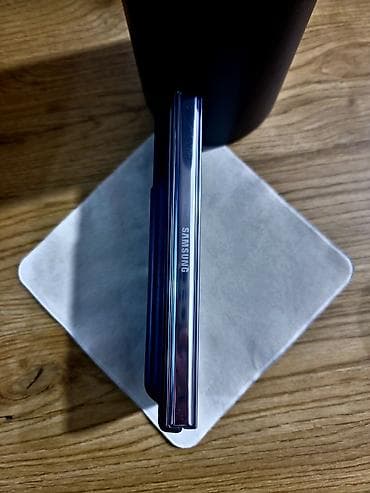 z fold 3 ekran: Samsung Galaxy Z Fold 5, 512 GB, rəng - Mavi, İki sim kartlı — 4