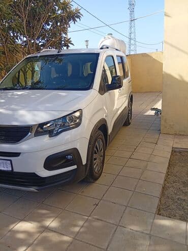 багажник на крышу авто: Peugeot Rifter – çoxməqsədli, geniş və funksional miniven/krossover — 6