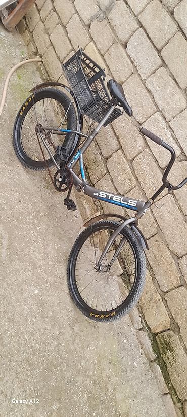 stels: .Salam 24 desna tam dolu vəzyətdə ünvan Maştağa görüş şadlığ sarayı — 2