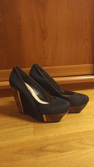 Tuflilər, Ölçü: 38, rəng - Qara, Yeni