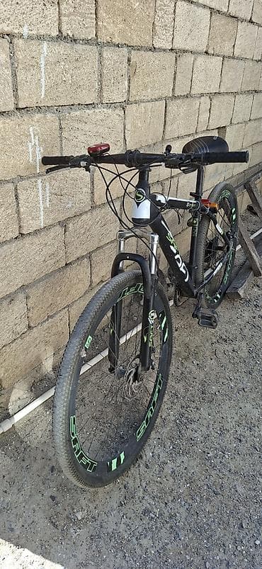 velosiped 28: SAFT brendli dağ velosipedi - Güclü alüminium tipli çərçivə — 2