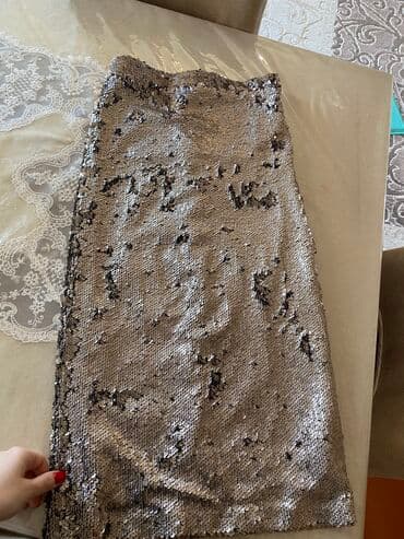 nostril qiymeti: Biserli yupka S razmer birdefe geyinilib astarida var qiymet 25manat — 1