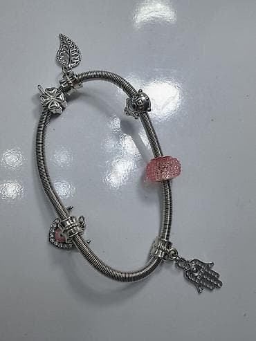 gumuş qolbağ: Bilərzik, Pandora — 2