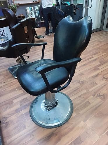 isdenmis mebeler: Bərbər salonu üçün peşəkar kreslo - Rəng: qara - Material: süni dəri — 2