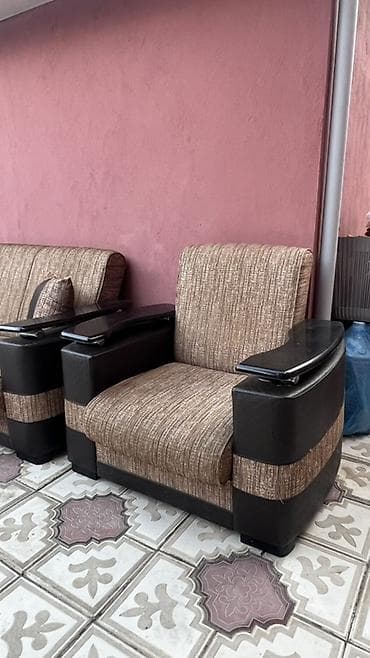 Divan və kreslo dəstləri: Bazalı, açılan divan-kreslo satılır! Səliqəli və baxımlı vəziyyətdədi — 2