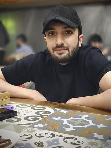 xırdalanda iş elanları 2025: Tecili Satici isi axtariram.Xirdalanda qaliram.Xais edirem halalligi — 1