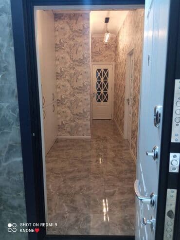 4 mikrorayon satilan menziller: 4 otaqlı, Yeni tikili, m. Dərnəgül, 70 kv. m — 1