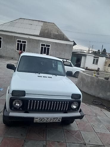 kia sorento 2015: Lada Niva (VAZ 2121) – ağ rəngli, 2qapılı klassik ili 2012 satilir — 3