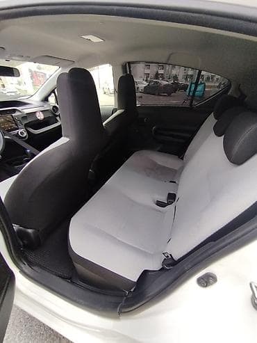 vaz 2106 abilsofka: Toyota Aqua: 1.5 l | 2019 il Hetçbek — 3