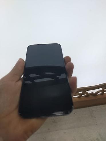 a 52 telefon: IPhone 12 Pro, Pacific Blue, Face ID — 9