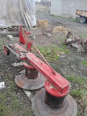 Xaçmaz rayonu kəndində olur. 600 rotor,,,1400 dərman apart,,, 3800