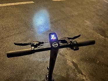 İşlənmiş Elektrik samokat 10", 351 - 500 Vt, 16 - 25 km/s, Ünvandan götürmə — 4