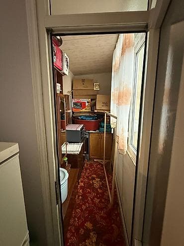 Kirayə mənzillər: 1 otaqlı mənzil – studiya tipli qonaq otağı və mətbəx zonası, ayrıca — 6