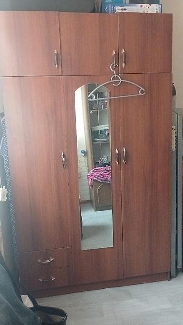 usaq ucun type 0: 3 qapılı dolab,antresolnan — 1