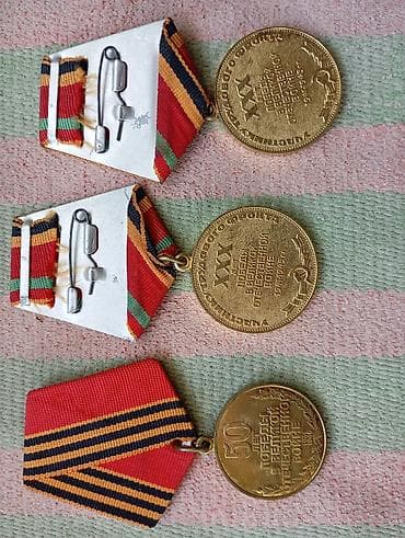 polis idman geyimi: Sovet dövrünə aid orijinal medallar dəsti Tərkibi (şəkillərdə — 5