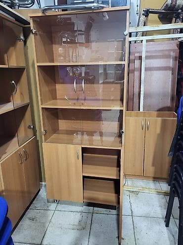 demir şkaf: Vitrinli saxlama şkafı - ofis dolabı ikinci əl . hündürlük 180 sm — 4