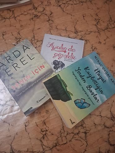 Məqsədli oxucular üçün müxtəlif janrlarda seçmə kitab dəsti.Ozumcun — 2