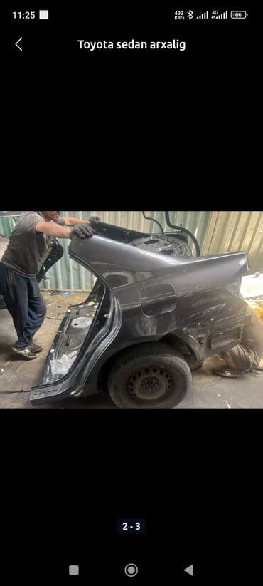 форд эскорт на запчасти: Toyota sedanının gövdəsi. Avtomobilin bu hissəsi ehtiyat hissələri — 2