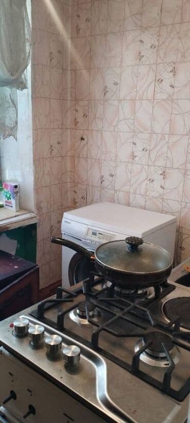 vasmoyda kirayə ev: Sumqayıt 2 ci mkr 5.4 m də 2 otaqlı zəif təmirli mənzil kirayə — 11