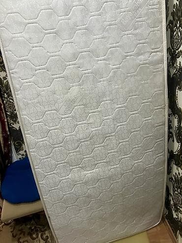 Şamdanlar: Böyüklər üçün İşlənmiş Döşək, Ödənişli çatdırılma — 6