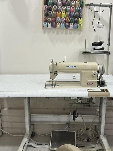 elektrik pliteleri: Sənaye tikiş maşını – Juita düz tikiş (lockstitch) modeli, stol və — 1