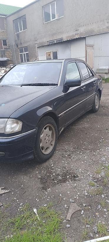 Mercedes-Benz C-Sinif sedan (W202). tünd göy( Milyoner) rəng, 1995 ci