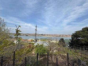 qalmaga yer: Bakıxanov qəs. 3 otaqlı, 150 kv. m, Orta təmir — 1