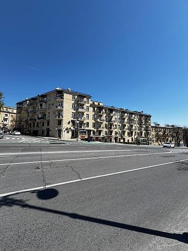Баку, Поселок Ясамал, 2 комнаты, Вторичка, м. Эльмляр Академиясы, 35 м² at lalafo.az Баку, Поселок Ясамал, 2 комнаты, Вторичка, м. Эльмляр Академиясы, 35 м²