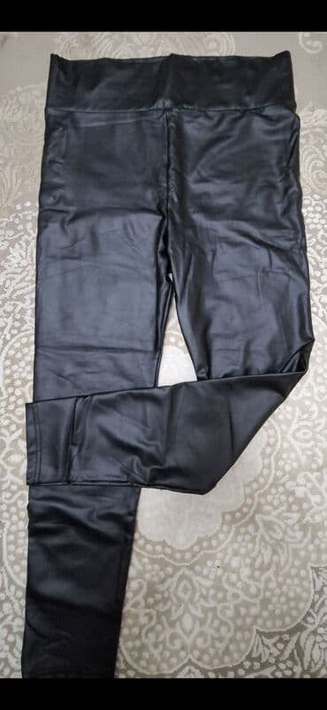 qalın şalvar: Içi qalîn hùndűrbel lasin.Heç geyilmeyib.
15 manat — 1