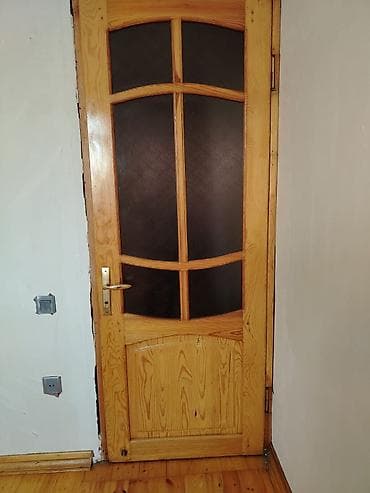 samdan: Taxta otaq qapısı – şüşəli model 220x90 ölçüsü. ünvan Biləcəri — 1