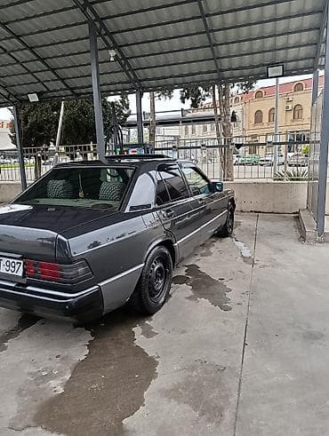 mersedes 221: Mercedes-Benz 190: 2 л | 1989 г. Седан — 3