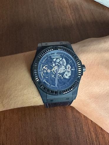 İşlənmiş, Qol saatı, Hublot, rəng - Qara