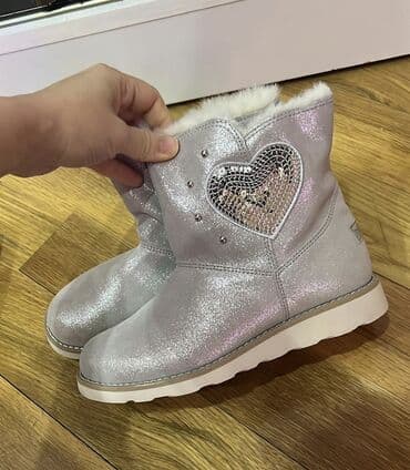 Gümüşü parıltılı qız/uşaq qış çəkmələri Ispaniyadan alinib nabuk deri