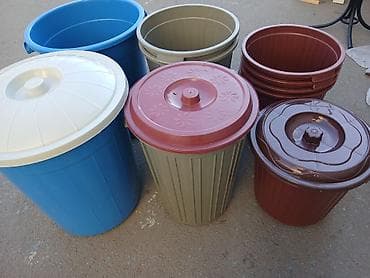 Nasoslar və hidroforlar: Plastik qapaqlı vedrə və tullantı qabları dəsti - Müxtəlif həcm və — 8